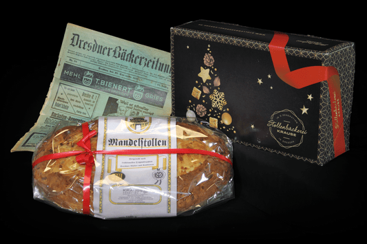 Buttermandelstollen ohne Zuckerdekor