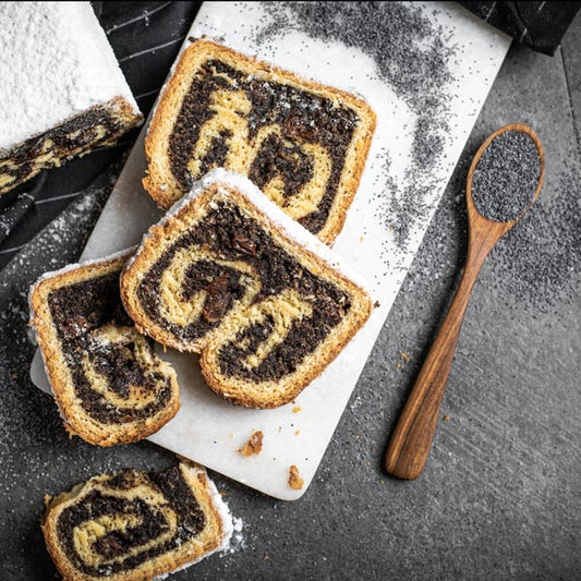 Feinster Mohnstollen