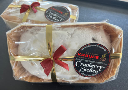 CRANERRY-MACADAMIA Stollen
